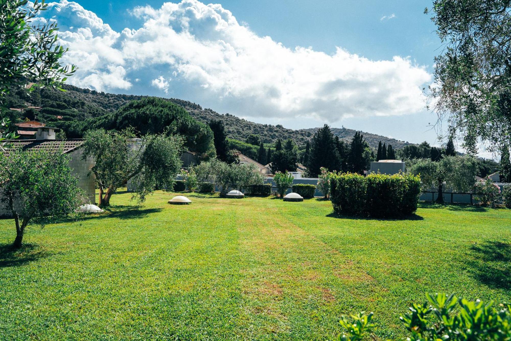 Residence Solemaremma Castiglione della Pescaia Exterior foto